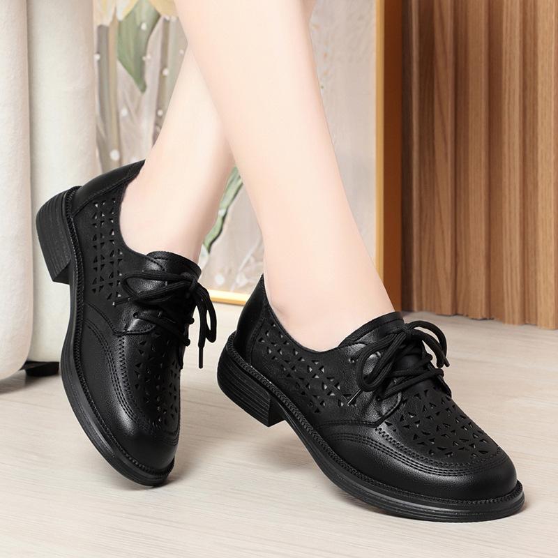 Летние одинарные туфли для женщин, мягкая подошва, полые кожаные туфли на шнуровке, женская обувь, удобные сандалии