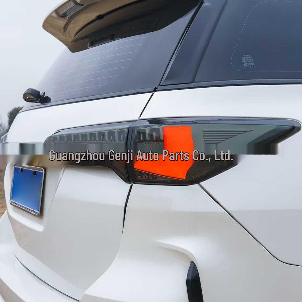 2016-2024 Fortuner Сквозной Светодиодный Динамический Задний Фонарь-Повторитель Модификация