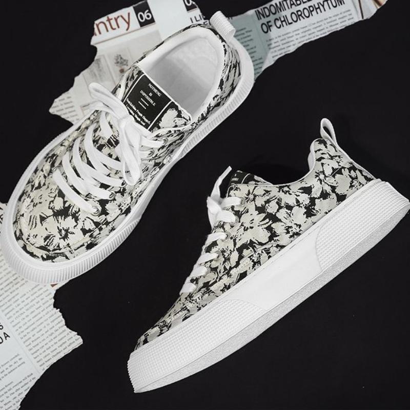 Fashion Designer Shoes Men New 2024 Fashion Casual Printed Canvas Shoes Summer Comfortable Lace-up Skateboard Shoe Zapatos De Hombre