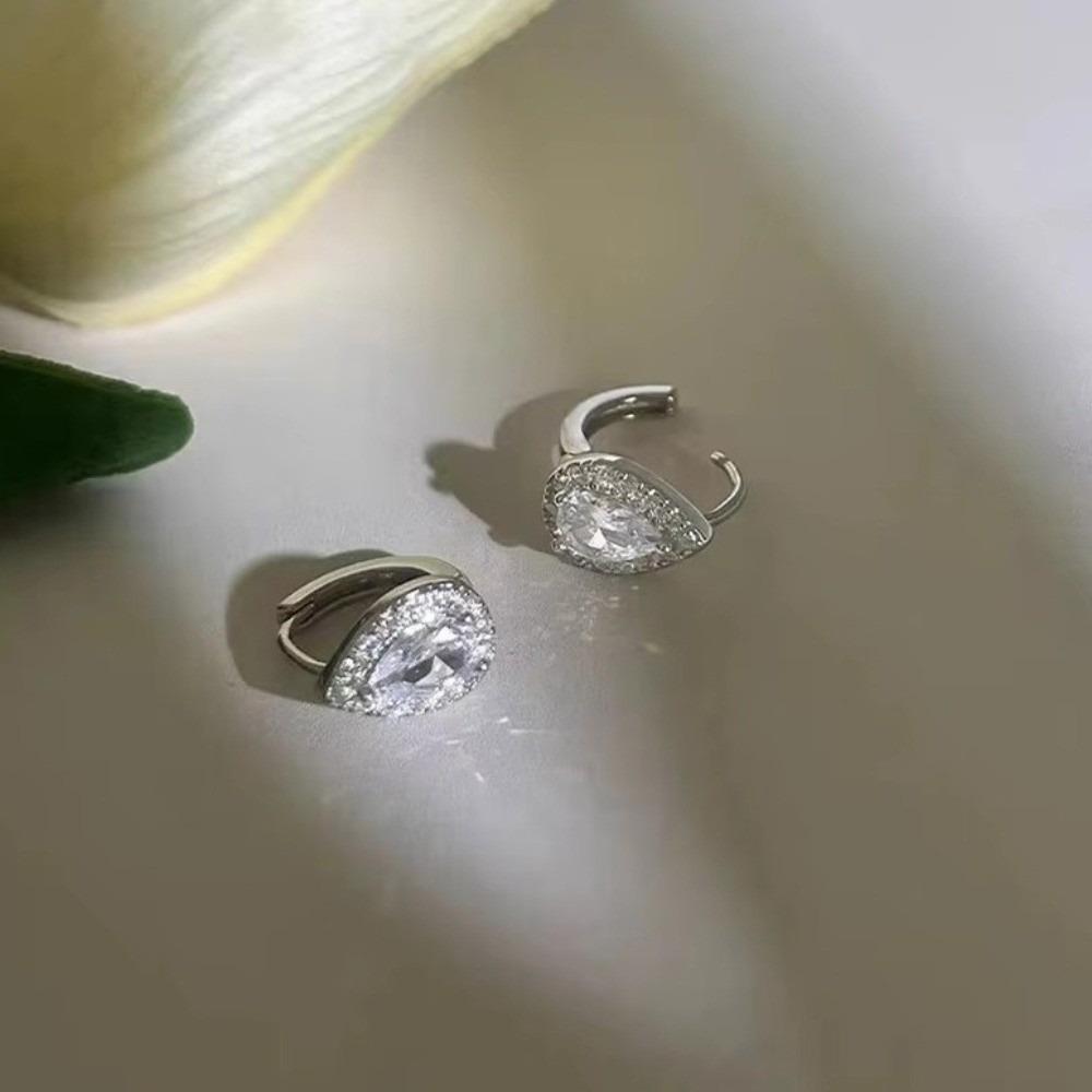 Sparkling Teardrop Stud Earrings Mini Ear Buckle New Water Drop Zircon Hoop Earrings Accessories