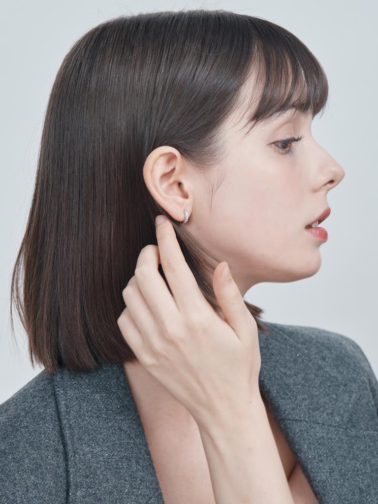 Geigerjewelry Квадратные серьги-гвоздики с кубическим цирконием Gisvee131 (Булавка из серебра 925 пробы)