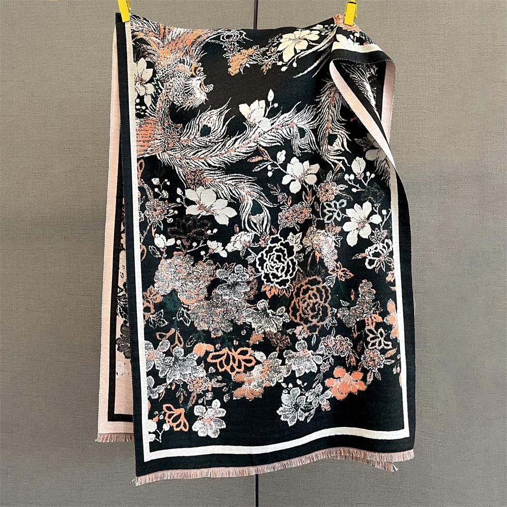 Designer Winter Warm Cashmere Scarves Women Floral Print Thicken Pashmina Shawl Elegant Lady Wool Poncho Windproof Pareo