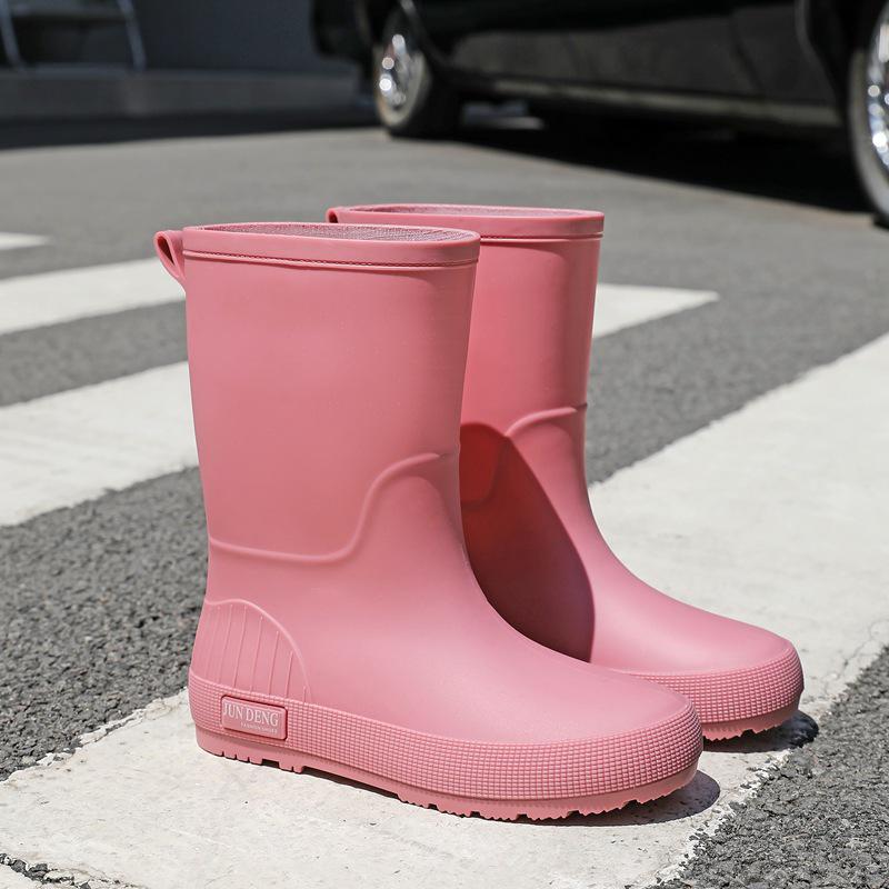 Morandi Color Women's Mid-Tube Non-Slip Rain Boots - Fashionable Classic Outdoor Rubber Shoes