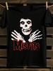 Красная футболка Misfits