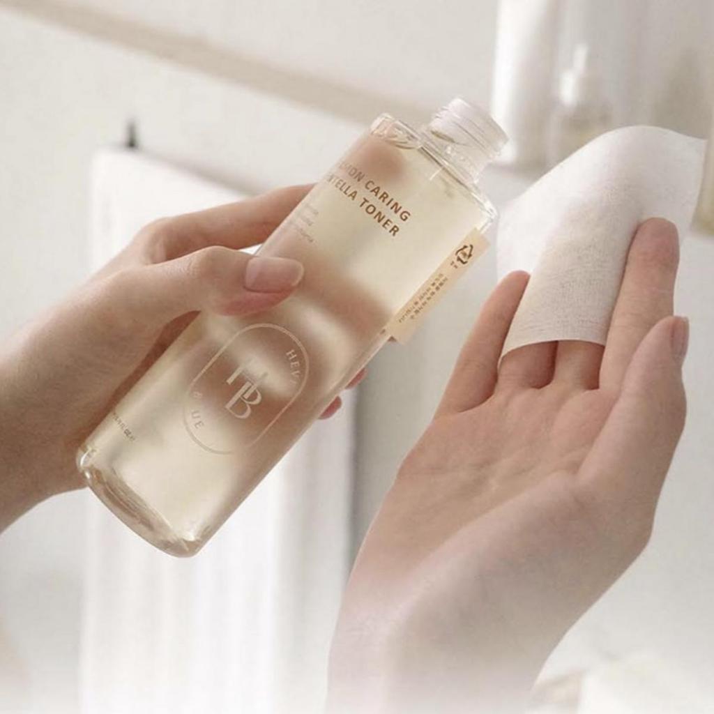 HEVEBLUE Тоник с центеллой Salmon Caring 200 мл