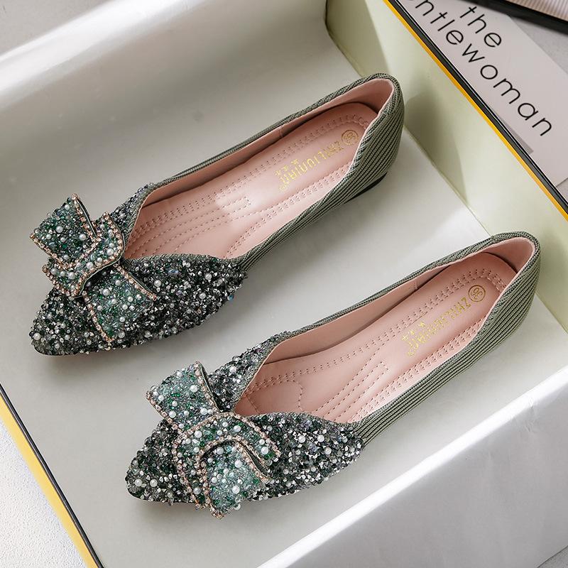 Pointed Single Shoes Women's New Shallow Mouth Rhinestone Flat Bottom Ladyshoes Soft Sole Large Size Women's Shoes One