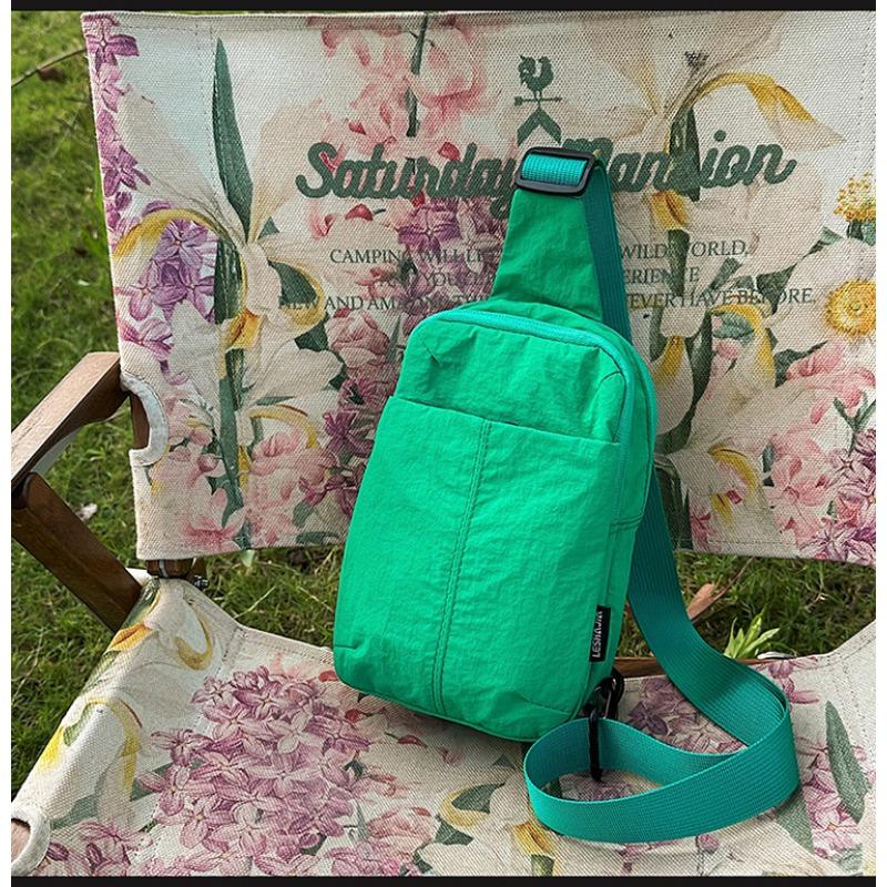 Sports Trend Crossbody Bag Summer Fashion Shoulder Bag Leisure Chest Bag Mobile Phone Bag Couple Lightweight Chest Bag.