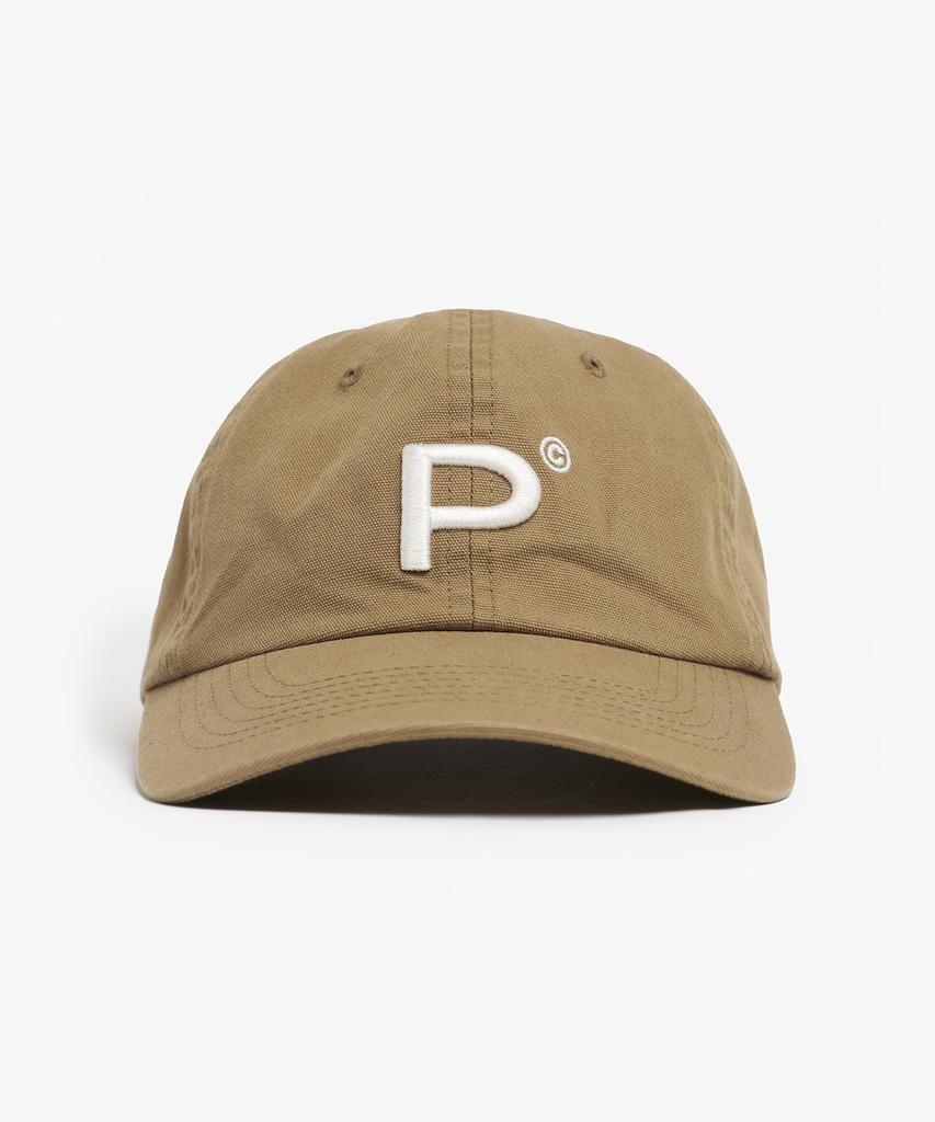 Кривая бейсболка с логотипом PLAC P