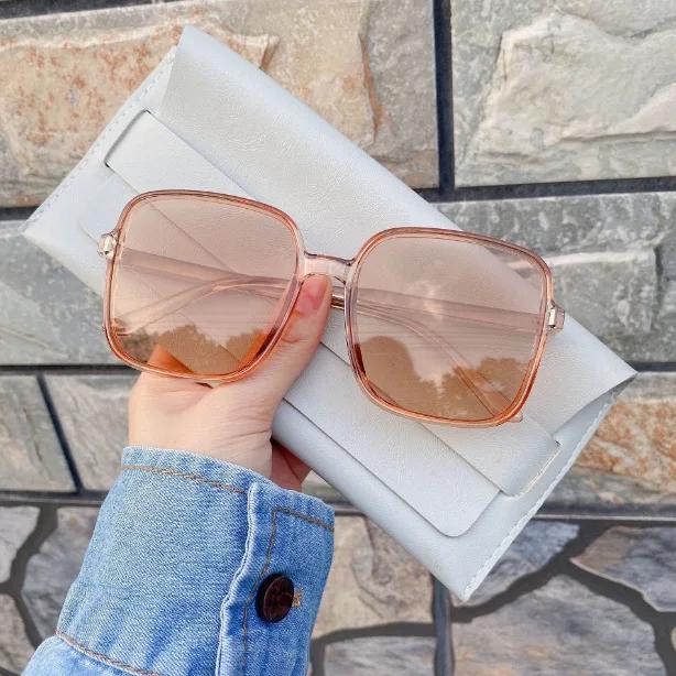 New  Square Sunglasses With Gradient Color Sunglasses Women'S Trend Uv Resistant Retro Oversized Eyeglasses Fashion Eyewear