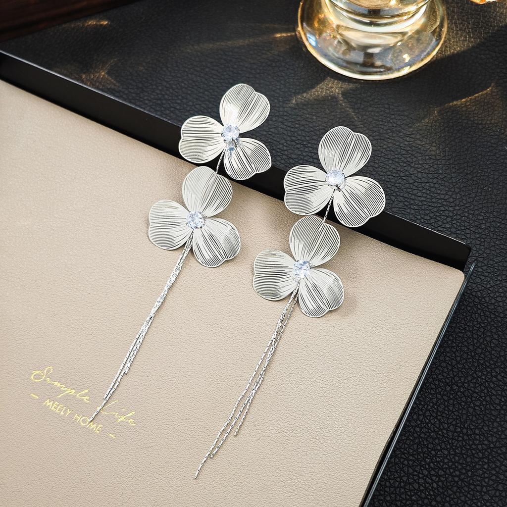 Преувеличенные персонализированные серьги-цветы, простые и в холодном стиле, изысканные длинные серьги с бахромой, инкрустированные бриллиантами