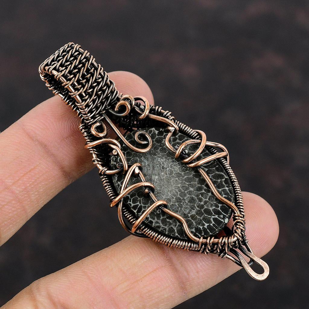 Подвеска из медной проволоки с кораллом, подвеска из медной проволоки, подвеска ручной работы, красивая медная ювелирная подвеска для подарка, ювелирные изделия из драгоценных камней, обернутые проволокой