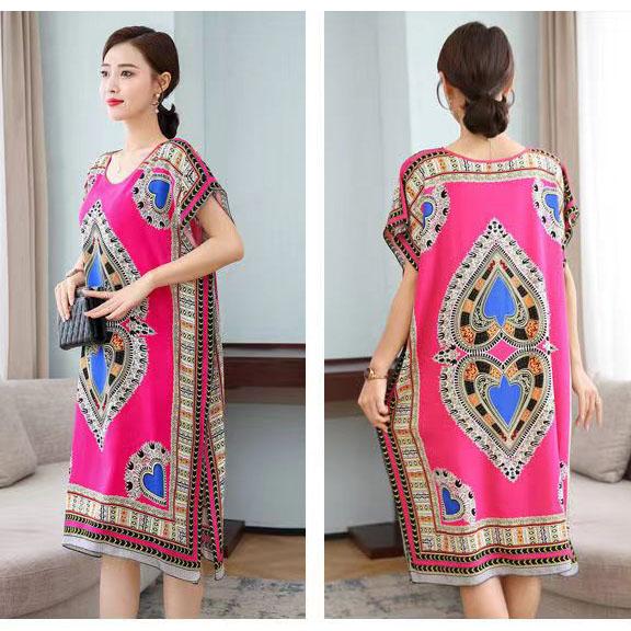 Летнее платье из хлопка и шелка. Прохладное и удобное платье средней длины с принтом. Свободное повседневное женское платье в этническом стиле с короткими рукавами.