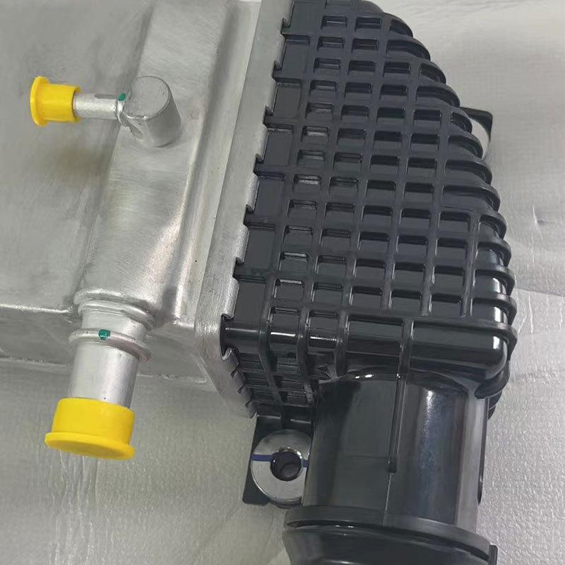 Новый интеркулер вода-воздух для SAIC Maxus G10/V90/T60/T70/D90 - В наличии