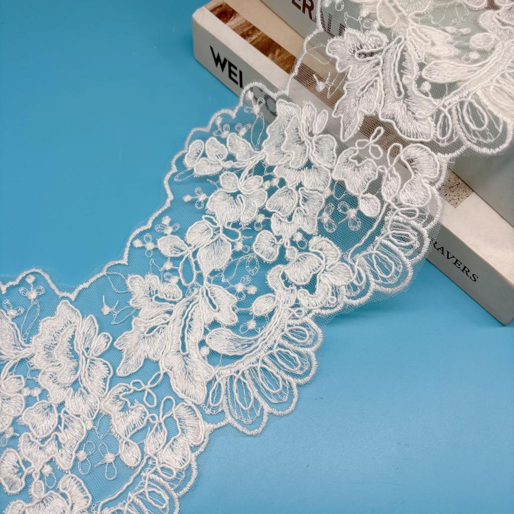 Bone Rope Strand Barcode Embroidery Lace Women'S Lace Lolita Clothing Hems Accessories