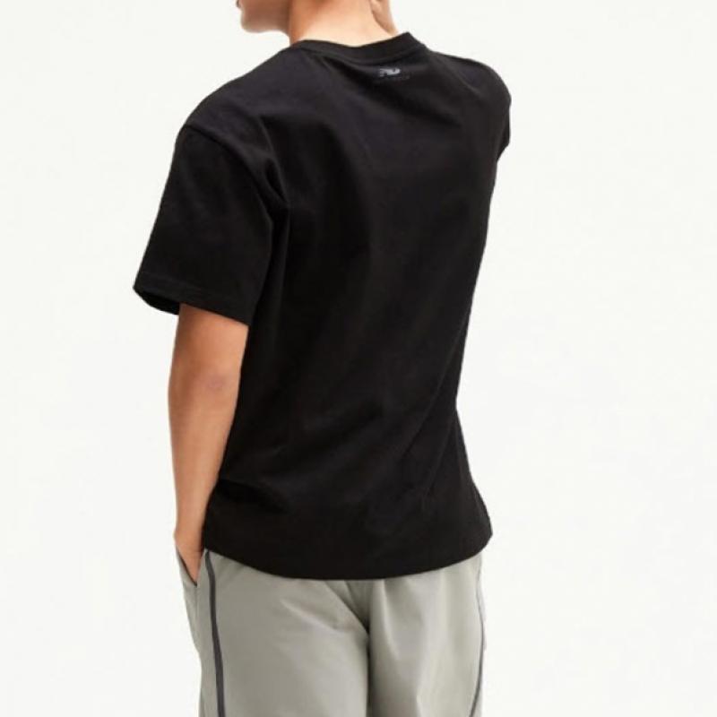 New Balance Short Sleeve Tee C28 Nbnee21033 19 Uni Essential Center Logo Short Sleeve Tee