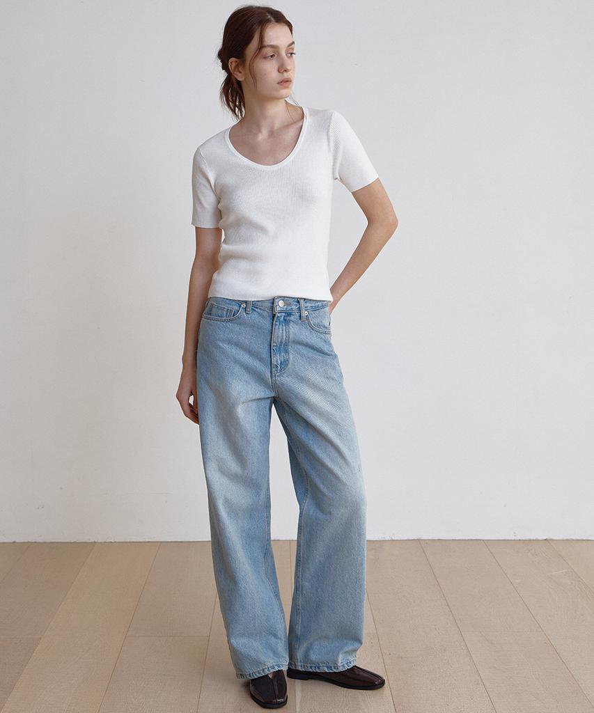 BUT'TON Slik U-Neck Knit (Ivory)