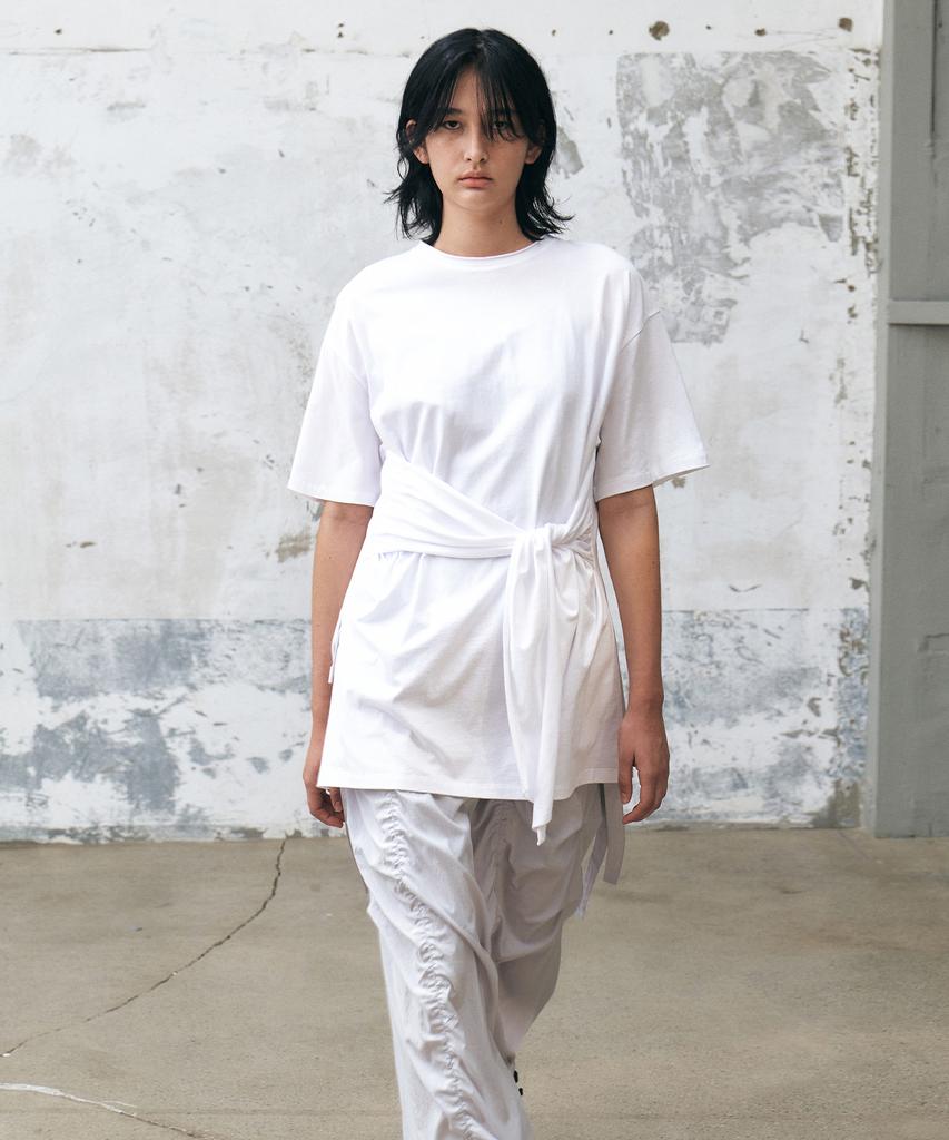 INSILENCE WOMEN Knotted Oversized T-Shirt White