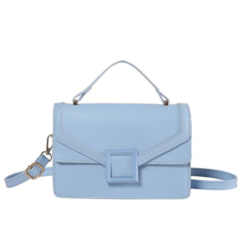 Французская простая фактурная маленькая квадратная сумка-мессенджер 2024 года, популярная новая сумка через плечо, корейская версия, женская сумка