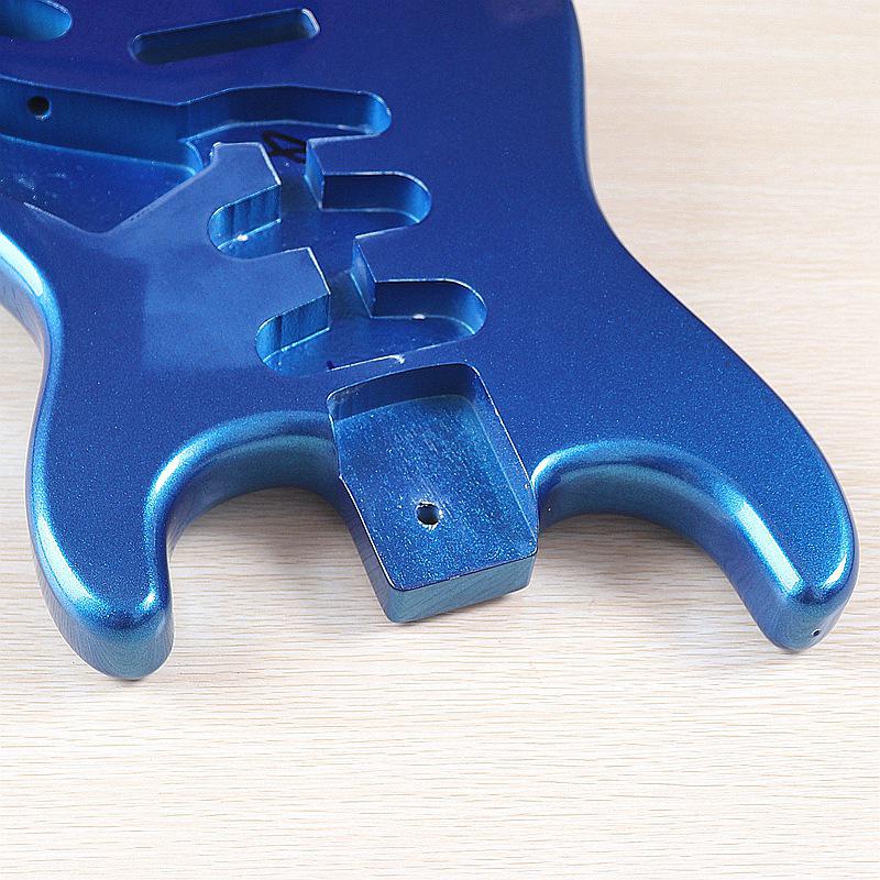Metallic Blue Glossy Poplar Electric Guitar Body with Three Single-Coil Pickups for DIY Modification