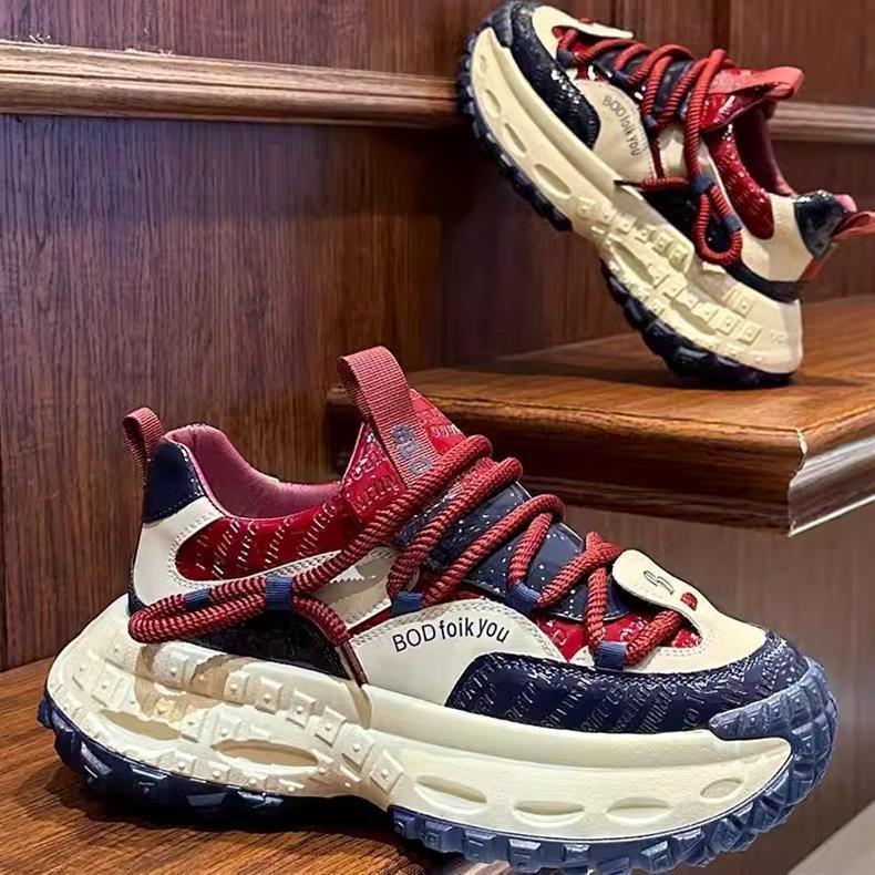 European Station Dad Shoes 2025 Spring Fashion Internet Celebrity Lacquer Lightweight Trendy Shoes Sports Heightening Casual Shoes