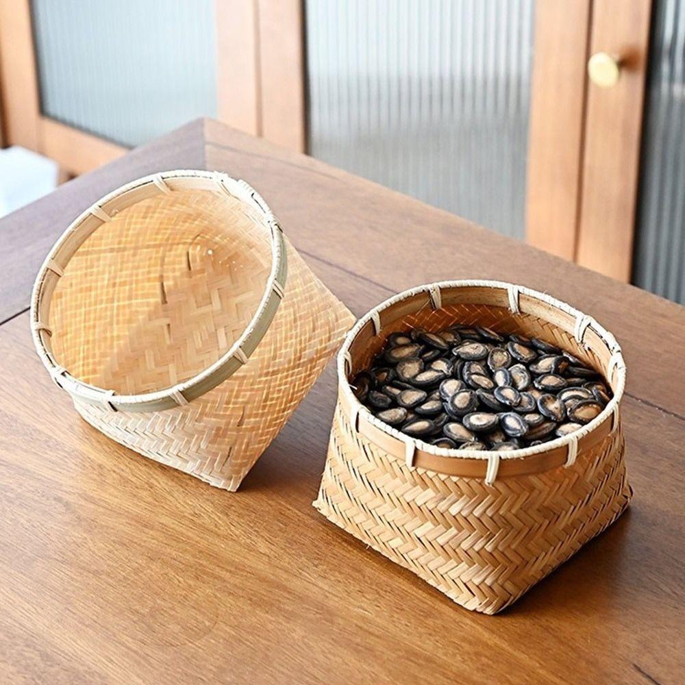 Multi-purpose Retro Bamboo Basket Bamboo Woven Small Size Snack Basket Handmade Fruit Basket Snack Fruit Organization
