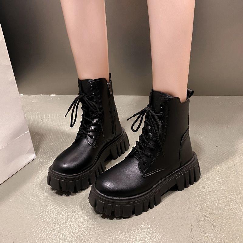 Small man heightening Martin boots show legs long short boots Martin boots wear foreign style European and American style