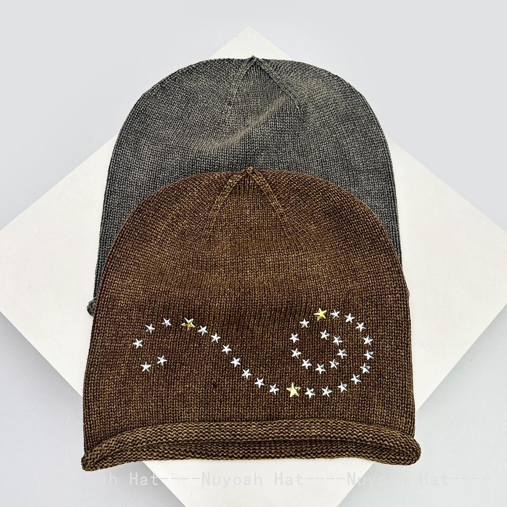 New Men Women American Retro Rivet Stars Knitted Hats Personal Warm Niche Fashion Street Beanies Hip-hop Versatile Loose Casual