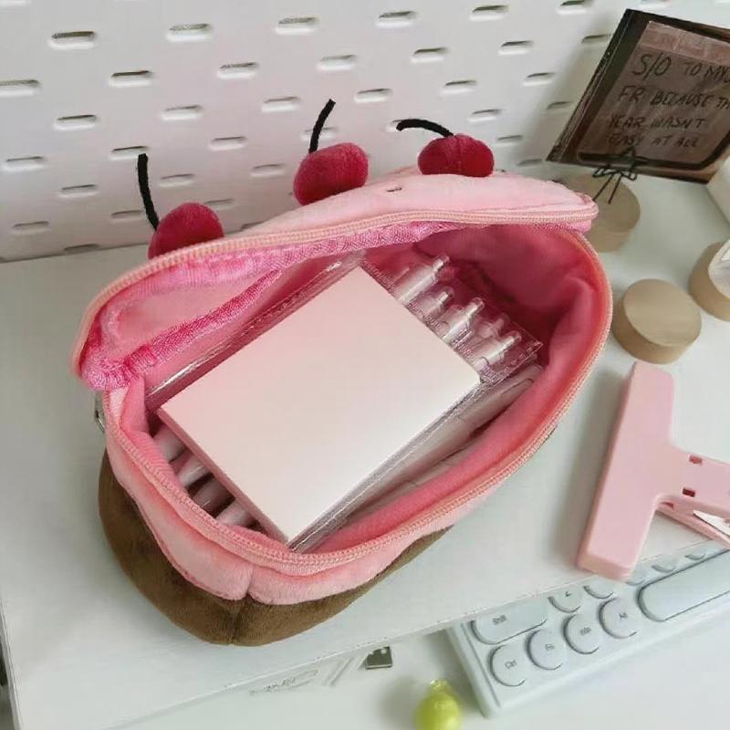 Милая плюшевая сумка для ручек Cherry Cake Изысканное хранилище Большая емкость