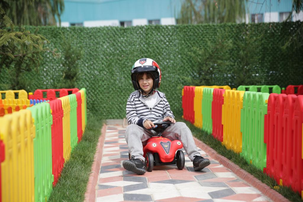 Король Кар гонщик - красный