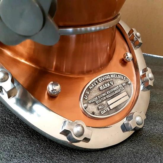 45.72 Cm Copper Plated Diving Helmet Boston Scuba Divers Helmet US Navy Mark V Badge Helmet Gift