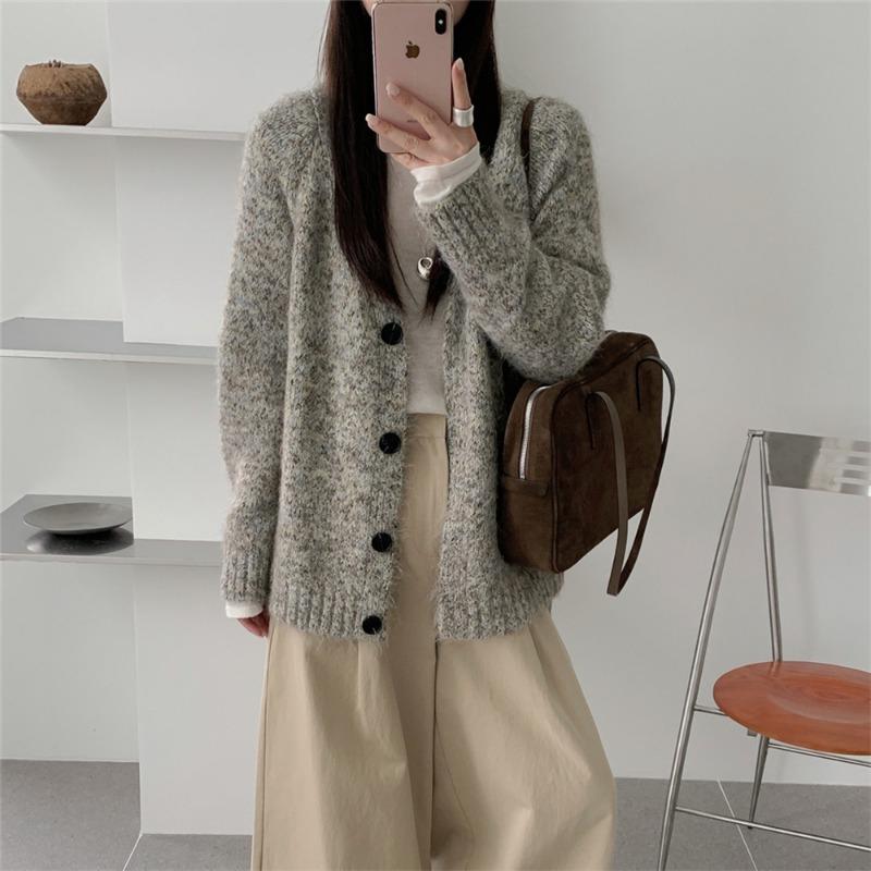 Ленивый ветер V-образный вырез мягкий восковой вязаный кардиган женский осень и зима новый свободный повседневный темперамент свитер куртка