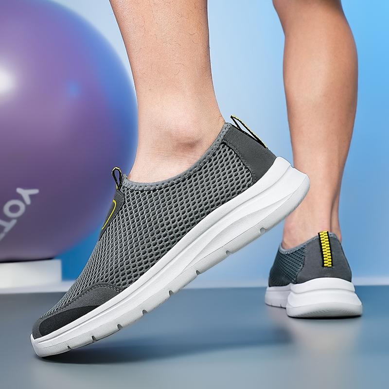 Men Shoes Breathable Mesh Summer Lightweight Hiking Walking Casual Shoes Slip-On Driving Men's Loafers
