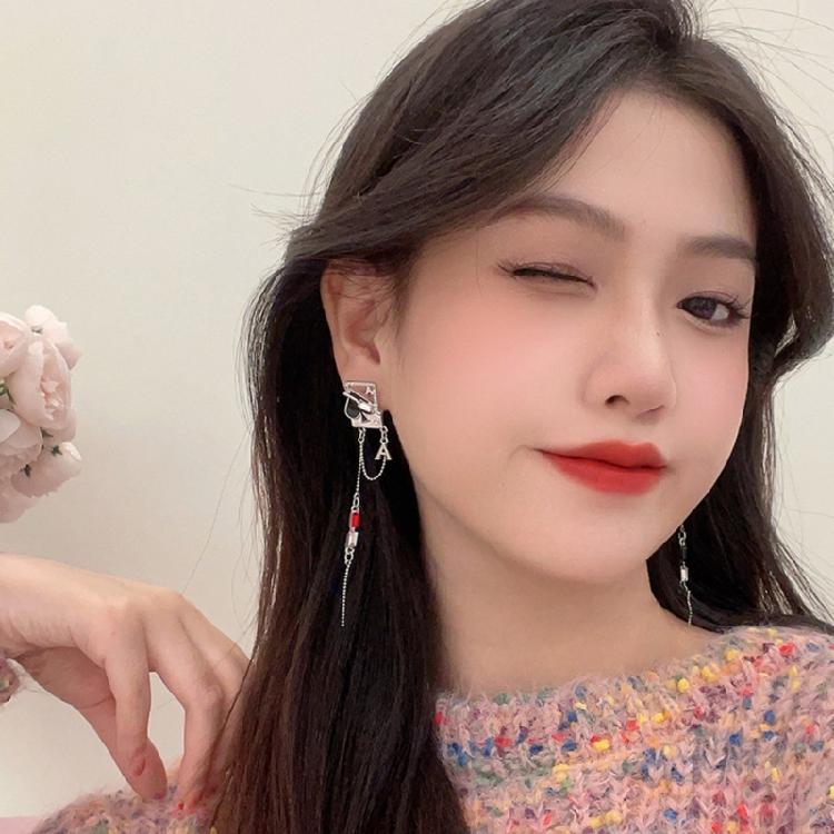 Трендовые длинные серьги с кисточками и игральными картами, серьги с милым характером, аксессуары, модная бижутерия для женщин и девушек