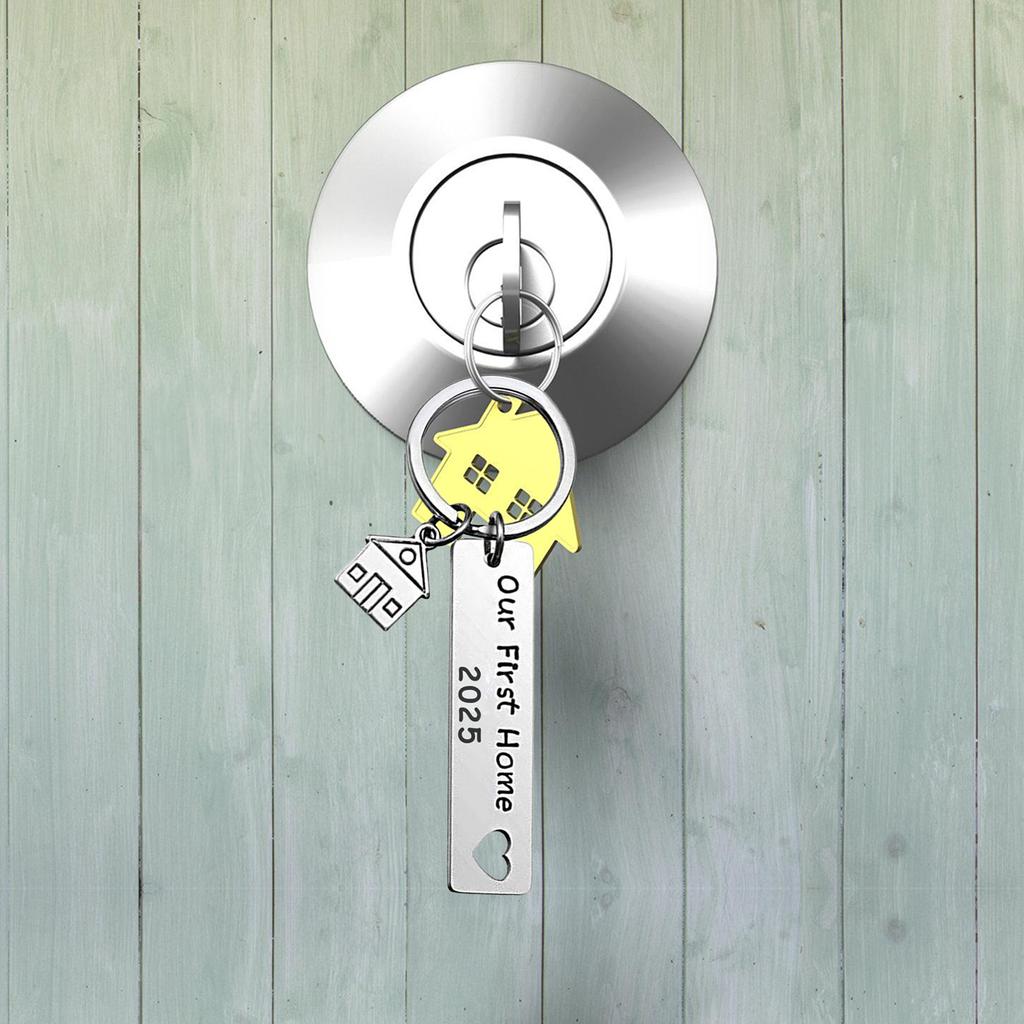Elegant 2025 Moving Day Keychain Thoughtful 2025 Housewarming Gift Keychain In Stainless Steel for Friends Family
