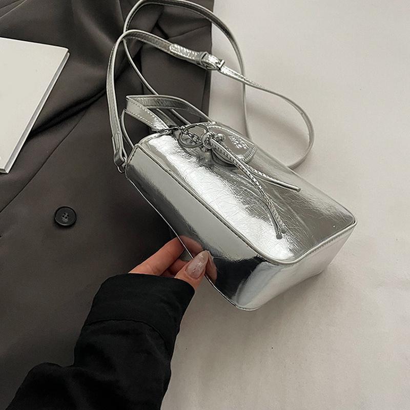 Модная сумка через плечо из искусственной кожи, мини-сумка через плечо из серебра, высококачественная маленькая квадратная сумка для женщин и леди