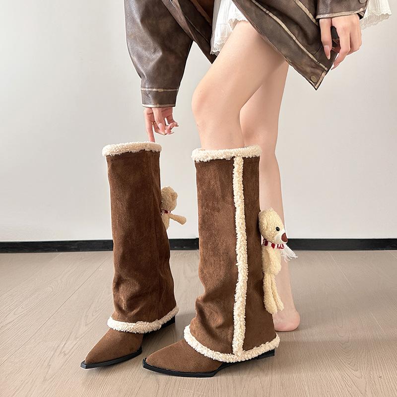 Snow boots women's high boots 2026 winter new thin fried street warm velvet pointed but knee boots women