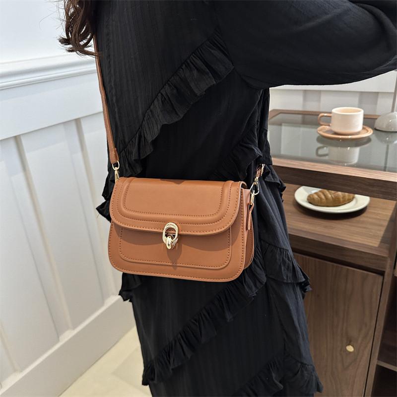 Шикарная сумка кроссбоди из искусственной кожи для женщин с модным дизайном и стильными цветовыми вариантами