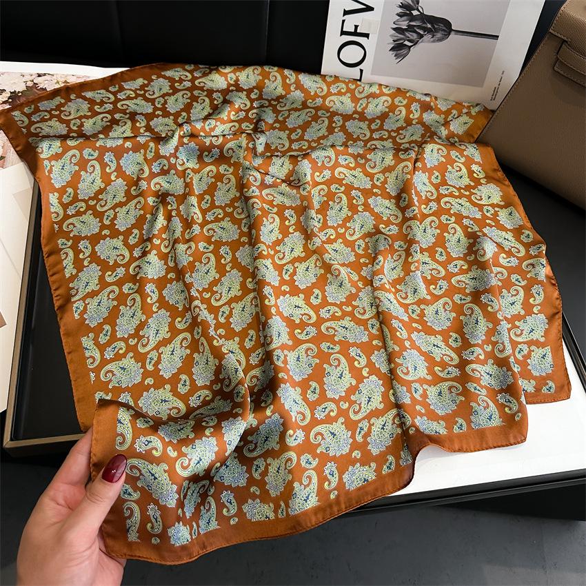 Imitated Silk Headcloth Fashion Flower Print Square Shawls Popular 70X70cm Bandanna Kerchief Sun Protection Silk Scarves Tie Bag