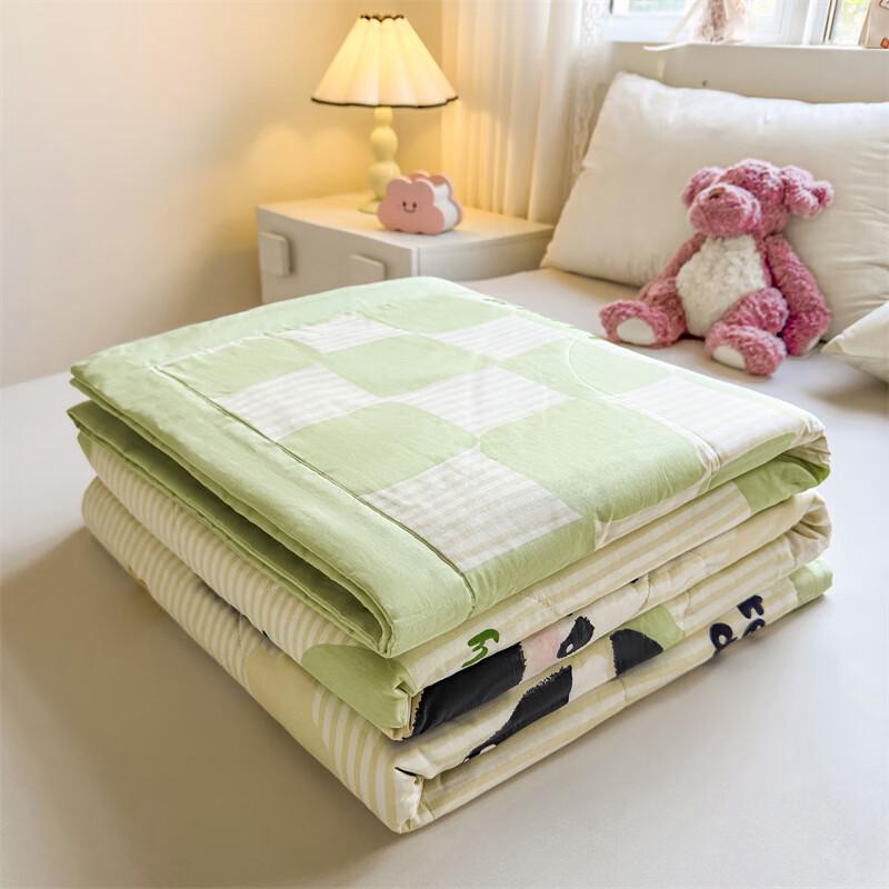 UOSU Garden Bunny Cotton Summer Quilt