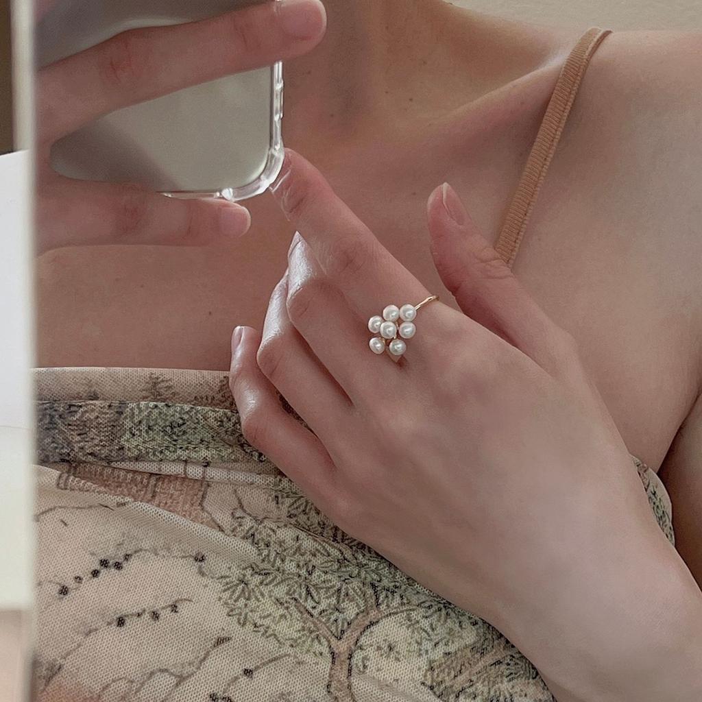 Кольцо-бабочка женское нишевое дизайнерское кольцо High Sense Unique Ring Pearl Bow Hepburn Style Vintage Index Finger