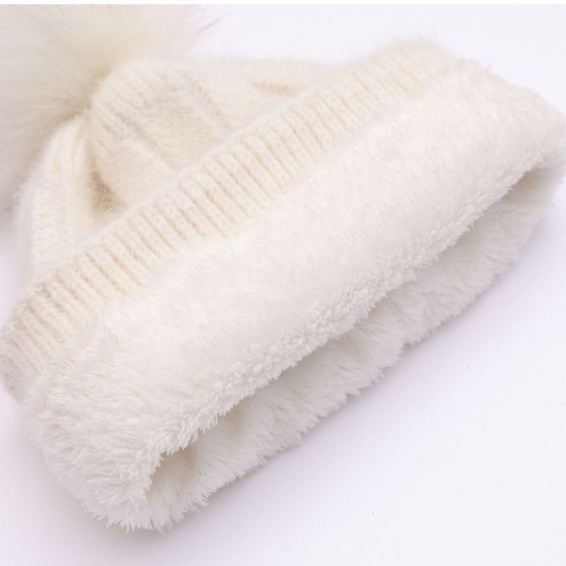 Winter And Autumn Ladies Versatile Thick Woolen Hat With Plush Warm Knitted Pullover Cap