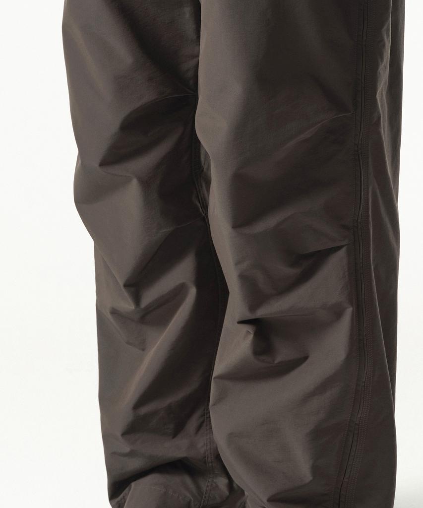 MUSINSA STANDARD [City Leisure] Np Side Zipper Parachute Pants [Mud Grey]