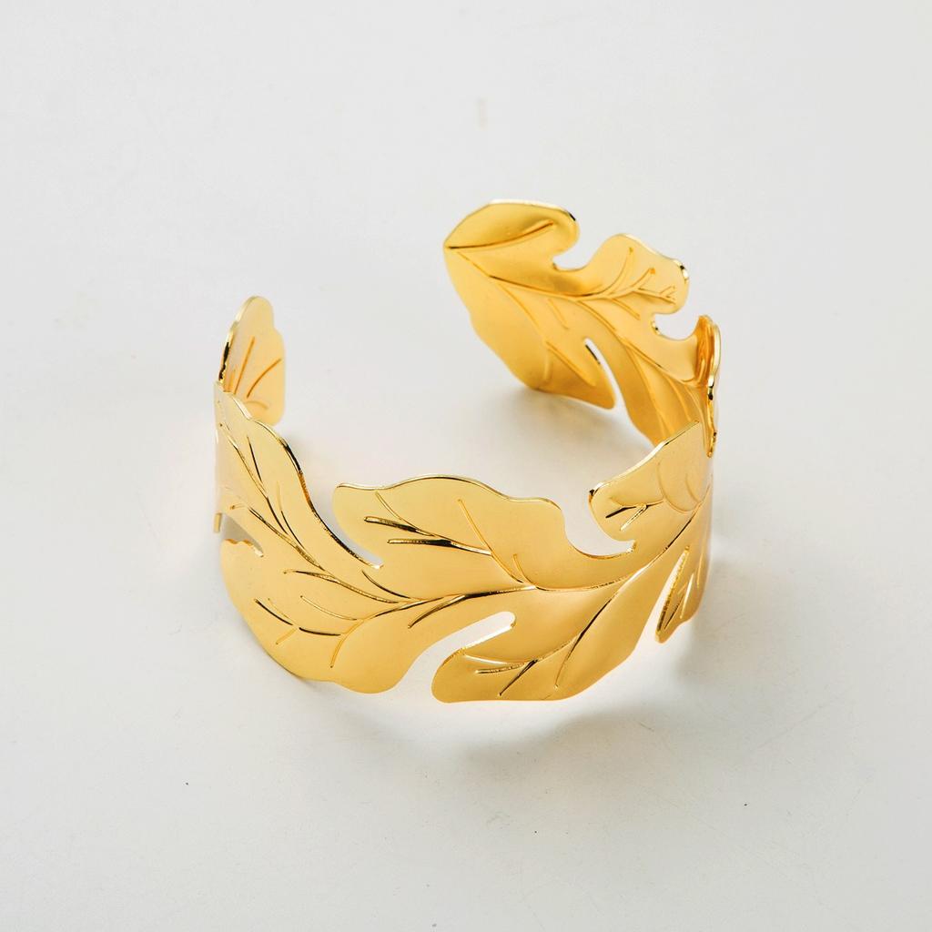Fashion Personalized Leaf Open Bracelet For Women Ladies