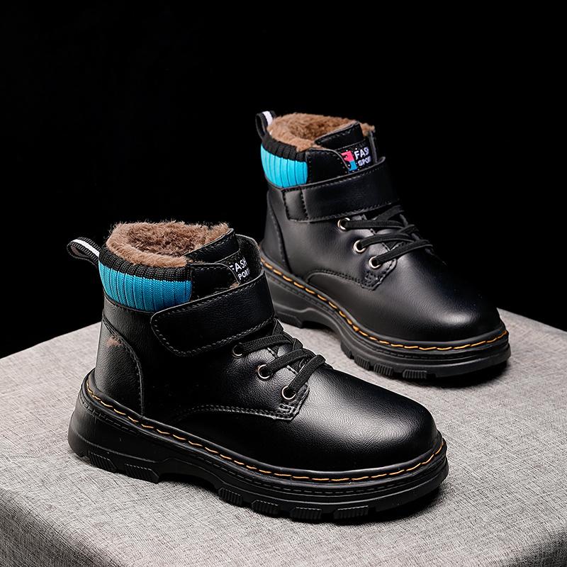 Зимние детские плюс бархатные ботинки для мальчиков. Хлопчатобумажная обувь в больших зимних сапогах.