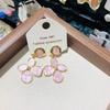 Белые серьги-цветы из ракушек для женщин, милые элегантные украшения, серьги-подвески золотого цвета, женские
