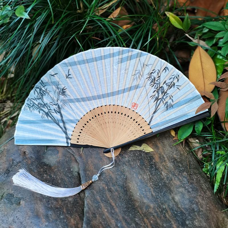 Новый китайский стиль Ханфу Ципао Веер Древний стиль Танцевальное выступление Складной веер Летний Односторонний Бамбуковые спицы Портативный веер