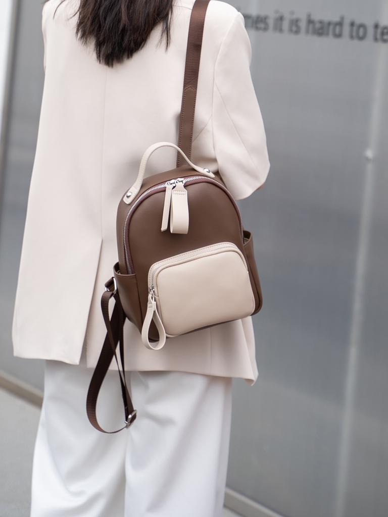 Retro Simple Contrasting Color Splicing Leather Small Backpack Women's Backpack Commuter Light Travel Bag Soft Cowhide Schoolbag