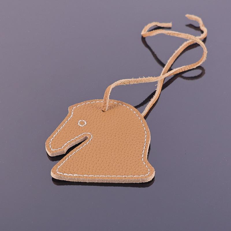 100% first-layer cowhide cross-border popular horse head pendant genuine leather bag car accessories accessories pendant