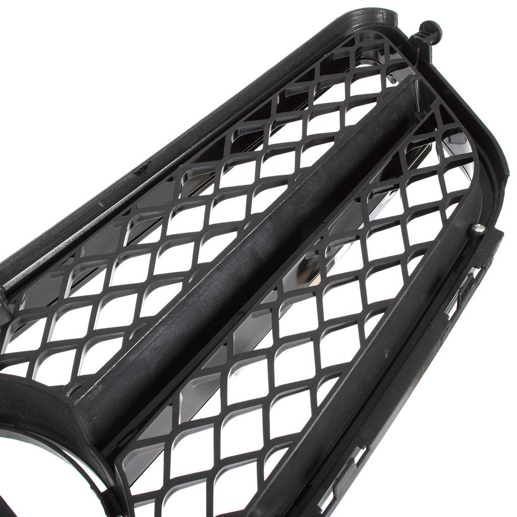 Mercedes C-Class W204 2019-2023 Grille Between Headlights PIANO BLACK & CHROME