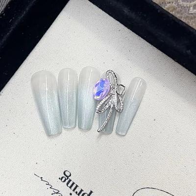 Европейский и американский маникюр Чисто ручная работа Фототерапия Накладные ногти, Зеленая лента Накладные ногти многоразового использования